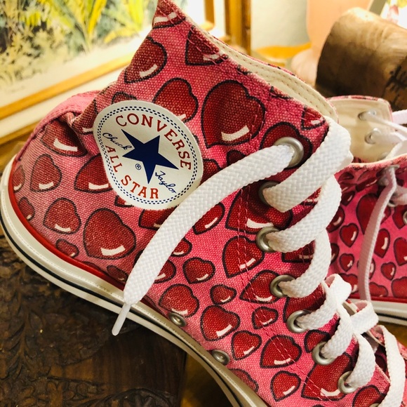 converse ankle length shoes